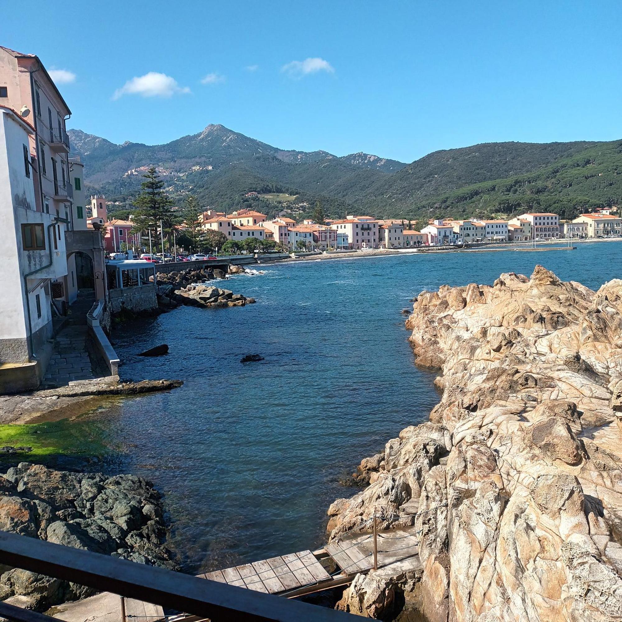 La Casina Rossa Villa Marciana Marina  Exteriör bild